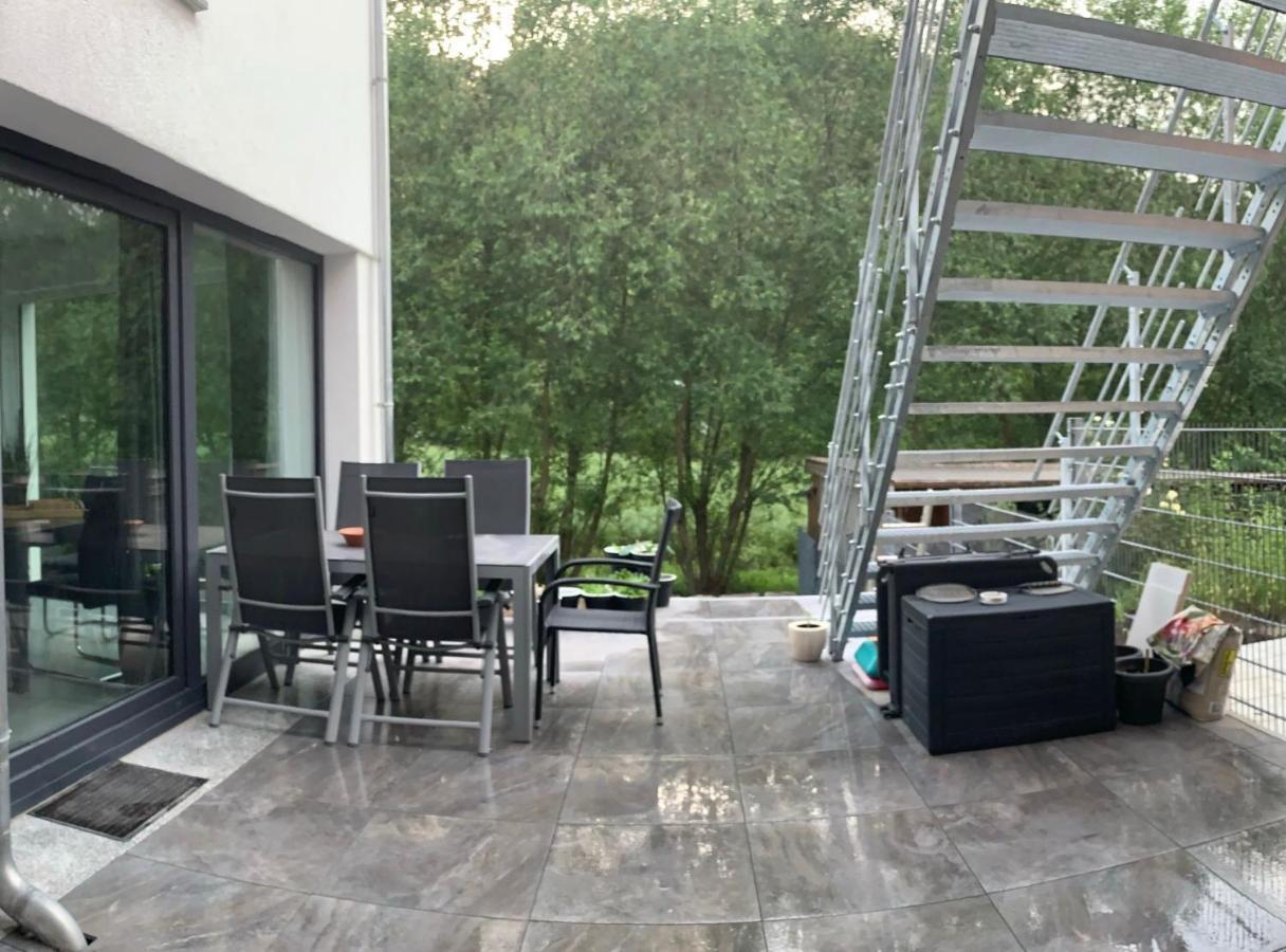 Firmen & Ferienwohnung Brecht 2 Waibstadt Exteriör bild