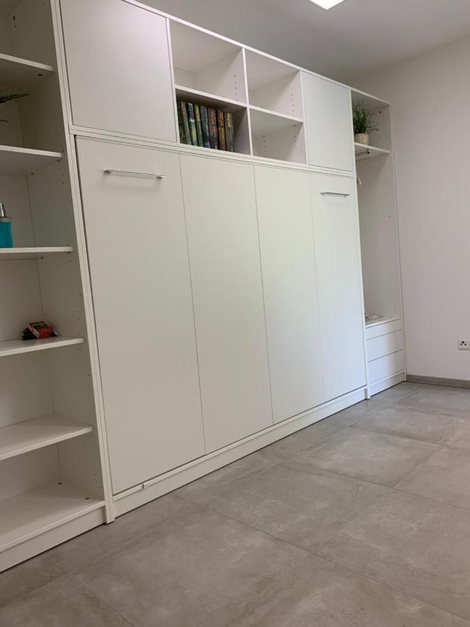 Firmen & Ferienwohnung Brecht 2 Waibstadt Exteriör bild